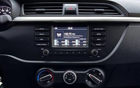 KIA Rio IV, 2018 год, 1 299 000 рублей, 18 фотография