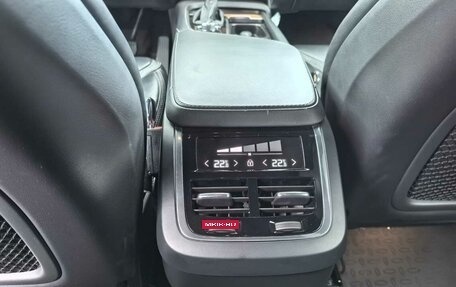 Volvo XC90 II рестайлинг, 2018 год, 3 530 000 рублей, 10 фотография