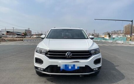 Volkswagen T-Roc I, 2022 год, 1 499 777 рублей, 2 фотография