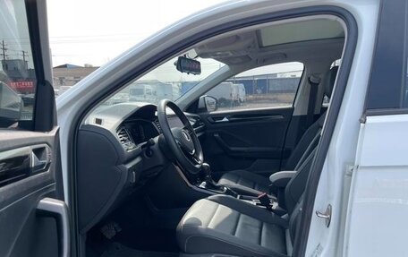 Volkswagen T-Roc I, 2022 год, 1 499 777 рублей, 9 фотография