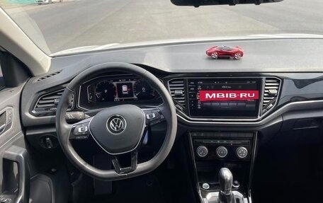Volkswagen T-Roc I, 2022 год, 1 499 777 рублей, 11 фотография