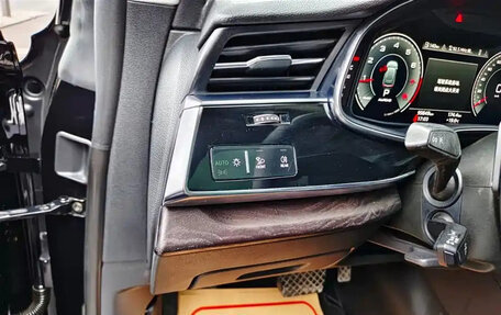 Audi Q8 I, 2021 год, 6 300 213 рублей, 10 фотография