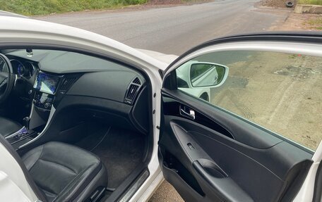 Hyundai Sonata VI, 2012 год, 1 350 000 рублей, 10 фотография