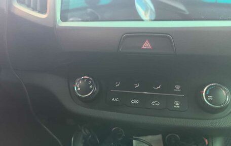 KIA Sportage III, 2011 год, 1 250 000 рублей, 4 фотография