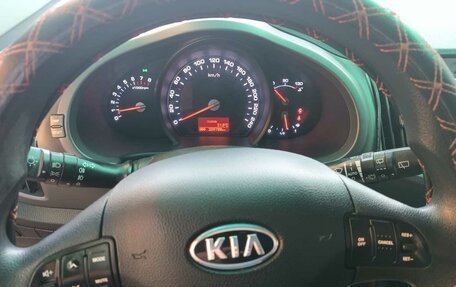 KIA Sportage III, 2011 год, 1 250 000 рублей, 3 фотография