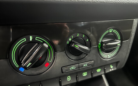 Skoda Rapid II, 2021 год, 1 659 000 рублей, 12 фотография