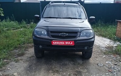 Chevrolet Niva I рестайлинг, 2010 год, 450 000 рублей, 1 фотография