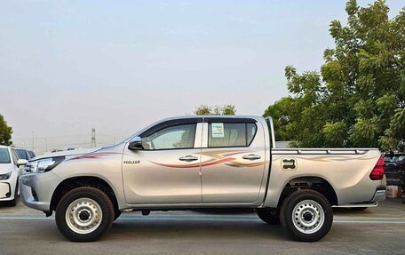 Toyota Hilux VIII, 2025 год, 2 800 000 рублей, 6 фотография