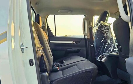 Toyota Hilux VIII, 2025 год, 2 800 000 рублей, 9 фотография