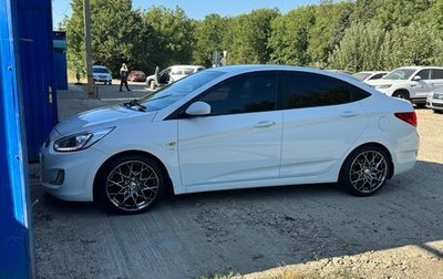 Hyundai Solaris II рестайлинг, 2013 год, 1 150 000 рублей, 1 фотография