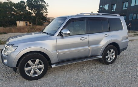 Mitsubishi Pajero IV, 2007 год, 1 750 000 рублей, 2 фотография