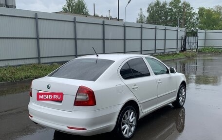 Skoda Octavia, 2011 год, 800 000 рублей, 3 фотография