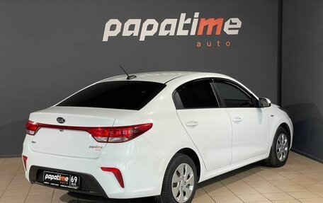 KIA Rio IV, 2020 год, 1 200 000 рублей, 3 фотография