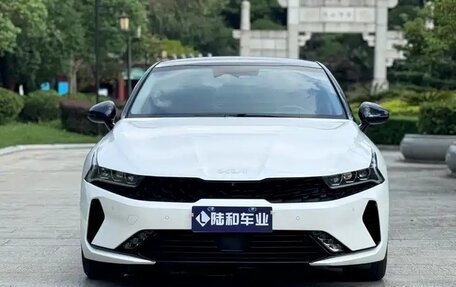 KIA K5, 2022 год, 1 980 000 рублей, 2 фотография