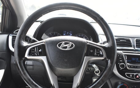 Hyundai Solaris II рестайлинг, 2016 год, 1 100 000 рублей, 13 фотография
