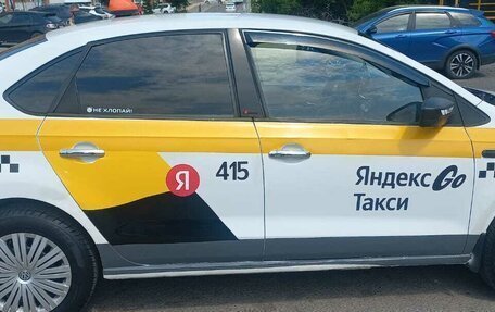 Volkswagen Polo VI (EU Market), 2016 год, 650 000 рублей, 3 фотография