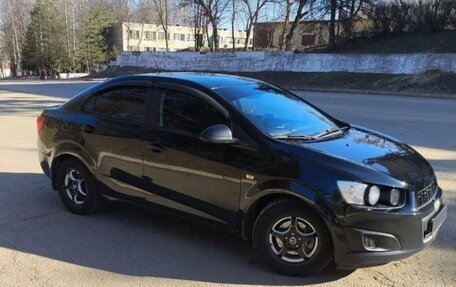 Chevrolet Aveo III, 2013 год, 670 000 рублей, 2 фотография