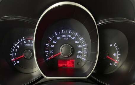 KIA Rio III рестайлинг, 2015 год, 841 000 рублей, 16 фотография