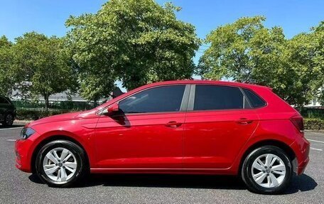 Volkswagen Polo, 2021 год, 1 060 000 рублей, 3 фотография