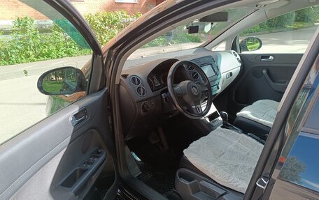 Volkswagen Golf Plus II, 2013 год, 950 000 рублей, 23 фотография