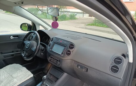 Volkswagen Golf Plus II, 2013 год, 950 000 рублей, 31 фотография