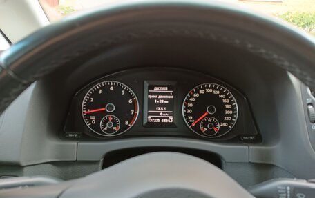 Volkswagen Golf Plus II, 2013 год, 950 000 рублей, 36 фотография