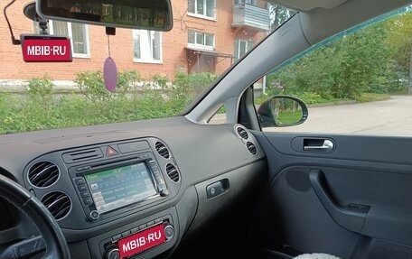 Volkswagen Golf Plus II, 2013 год, 950 000 рублей, 39 фотография