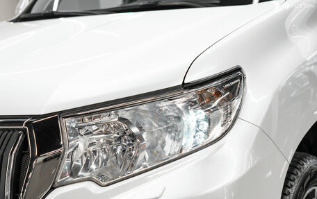Toyota Land Cruiser Prado 150 рестайлинг 2, 2020 год, 5 700 000 рублей, 28 фотография