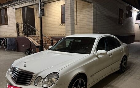 Mercedes-Benz E-Класс, 2006 год, 1 850 000 рублей, 2 фотография