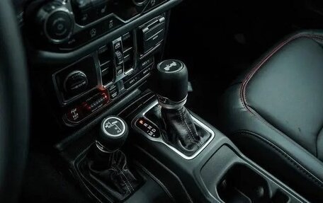 Jeep Wrangler, 2025 год, 7 000 000 рублей, 18 фотография
