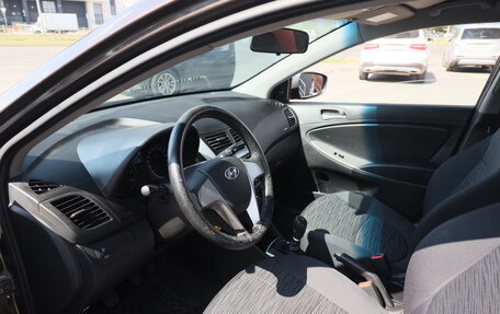 Hyundai Solaris II рестайлинг, 2016 год, 941 860 рублей, 13 фотография
