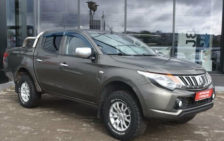 Mitsubishi L200 IV рестайлинг, 2015 год, 1 400 000 рублей, 3 фотография