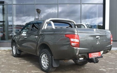 Mitsubishi L200 IV рестайлинг, 2015 год, 1 400 000 рублей, 7 фотография