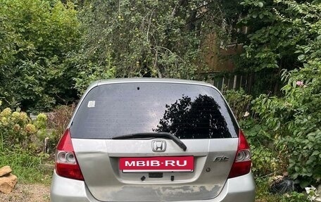 Honda Fit III, 2002 год, 450 000 рублей, 4 фотография