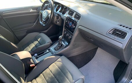 Volkswagen Golf VII, 2019 год, 1 580 000 рублей, 15 фотография