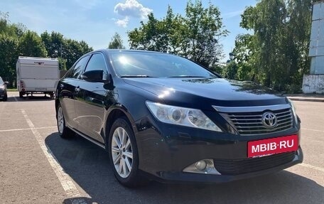 Toyota Camry, 2014 год, 1 670 000 рублей, 2 фотография
