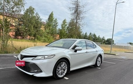Toyota Camry, 2018 год, 2 960 000 рублей, 2 фотография