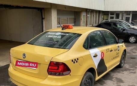 Volkswagen Polo VI (EU Market), 2019 год, 650 000 рублей, 4 фотография