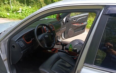 Hyundai Sonata IV рестайлинг, 2004 год, 300 000 рублей, 7 фотография