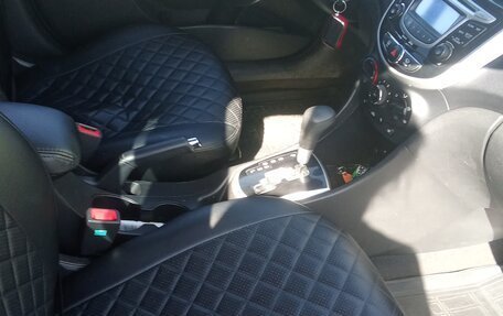 Hyundai Solaris II рестайлинг, 2011 год, 750 000 рублей, 3 фотография