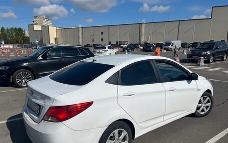 Hyundai Solaris II рестайлинг, 2016 год, 550 000 рублей, 2 фотография