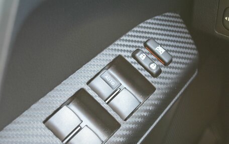 Toyota RAV4, 2013 год, 2 799 000 рублей, 25 фотография