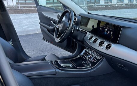 Mercedes-Benz E-Класс, 2021 год, 2 655 000 рублей, 20 фотография