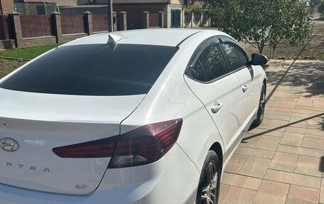 Hyundai Elantra VI рестайлинг, 2019 год, 1 550 000 рублей, 3 фотография