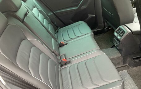Volkswagen Tiguan II, 2021 год, 2 750 000 рублей, 14 фотография