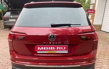 Volkswagen Tiguan II, 2021 год, 2 750 000 рублей, 6 фотография