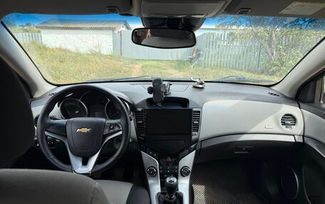 Chevrolet Cruze II, 2012 год, 650 000 рублей, 10 фотография
