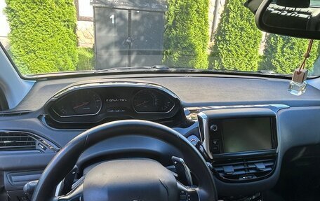 Peugeot 208 II, 2013 год, 490 000 рублей, 4 фотография