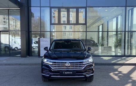 Volkswagen Touareg III, 2018 год, 4 440 000 рублей, 2 фотография