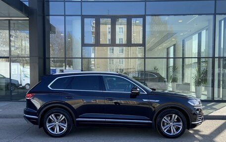 Volkswagen Touareg III, 2018 год, 4 440 000 рублей, 4 фотография